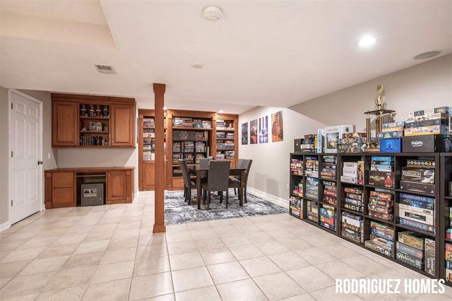 3890 Clearview Street, Grand Rapids, MI 49546