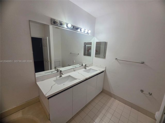 2532 SW 85th Ter 102, Miramar, FL 33025
