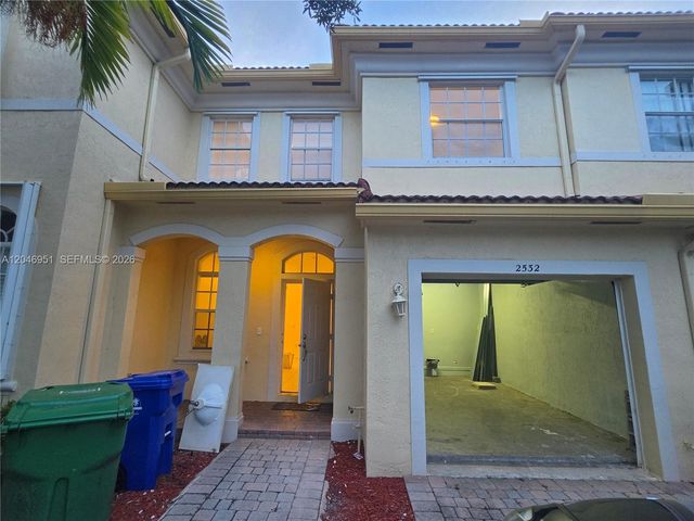 2532 SW 85th Ter 102, Miramar, FL 33025