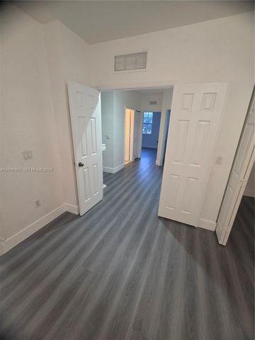 2532 SW 85th Ter 102, Miramar, FL 33025