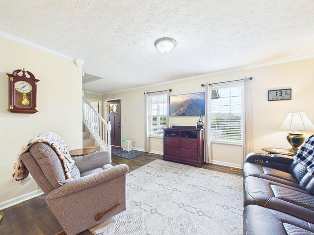 128 County Road 101, Riceville, TN 37370