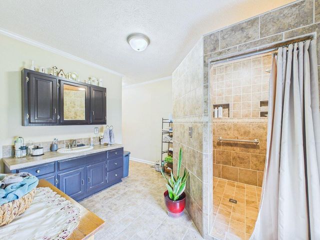 128 County Road 101, Riceville, TN 37370