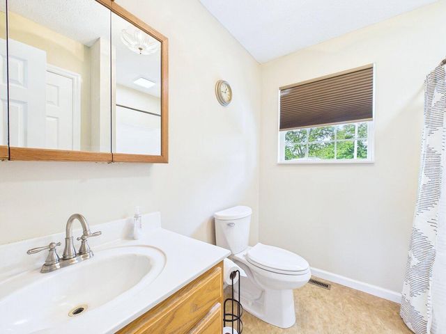 128 County Road 101, Riceville, TN 37370