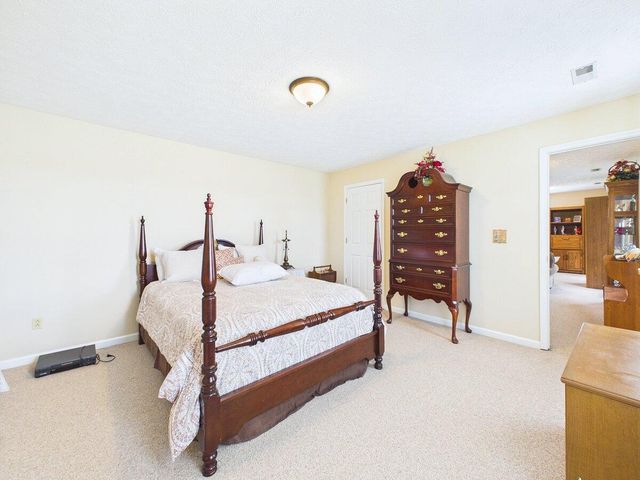 128 County Road 101, Riceville, TN 37370