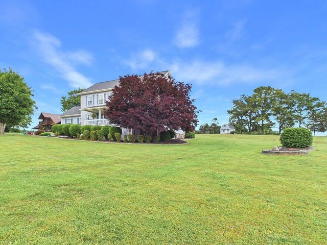128 County Road 101, Riceville, TN 37370