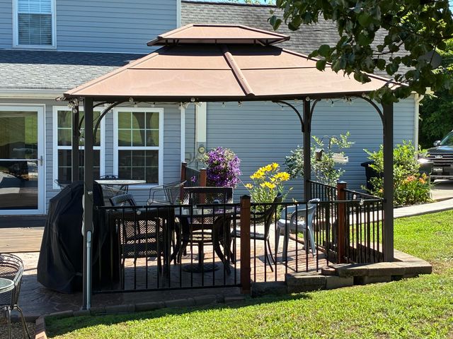 128 County Road 101, Riceville, TN 37370