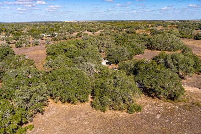 1060 Jessica Ln, Garwood, TX 77442