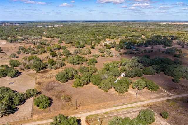 1060 Jessica Ln, Garwood, TX 77442