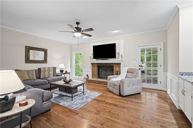 613 Leah Drive, Powder Springs, GA 30127