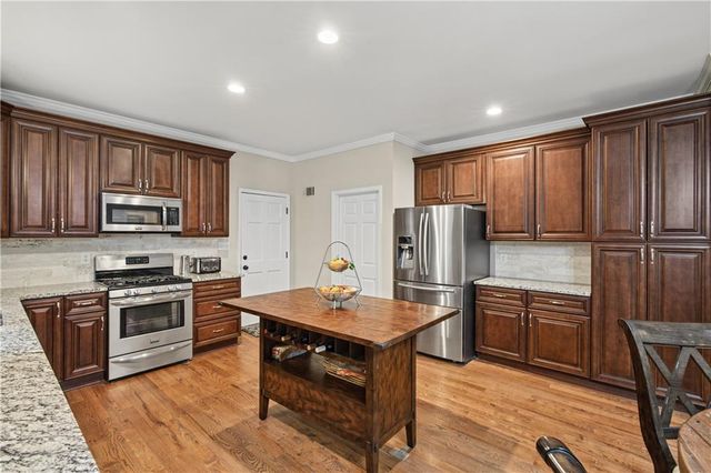 613 Leah Drive, Powder Springs, GA 30127