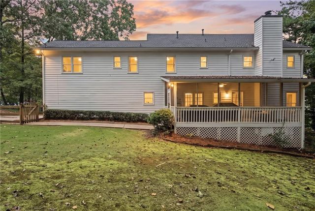 613 Leah Drive, Powder Springs, GA 30127