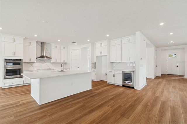 804 W PENINSULAR STREET, Tampa, FL 33603