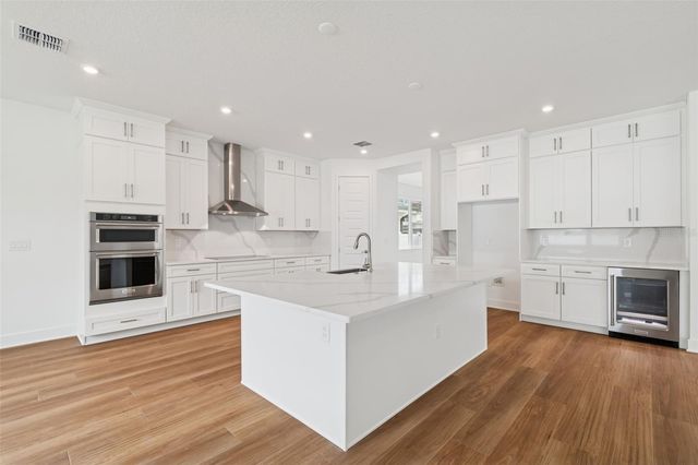 804 W PENINSULAR STREET, Tampa, FL 33603