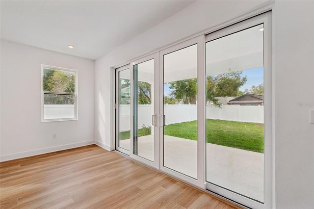 804 W PENINSULAR STREET, Tampa, FL 33603