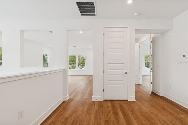 804 W PENINSULAR STREET, Tampa, FL 33603