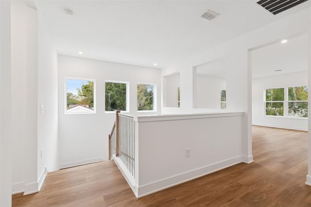 804 W PENINSULAR STREET, Tampa, FL 33603