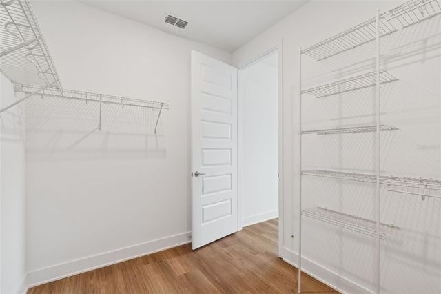 804 W PENINSULAR STREET, Tampa, FL 33603