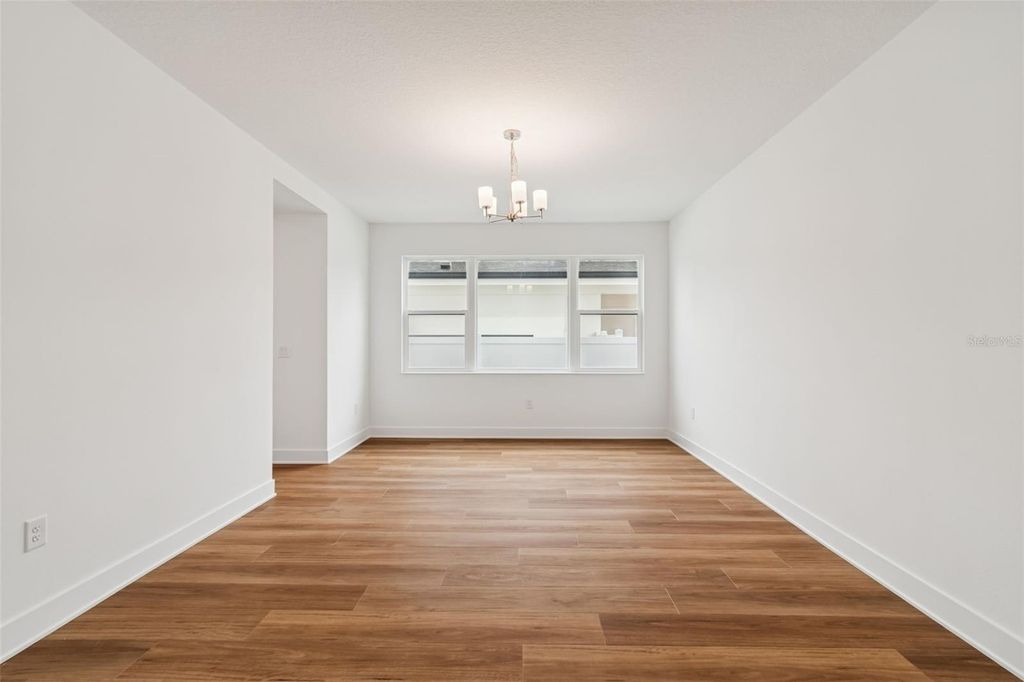 Image 8 of property listing at 804 W PENINSULAR STREET, Tampa, FL 33603