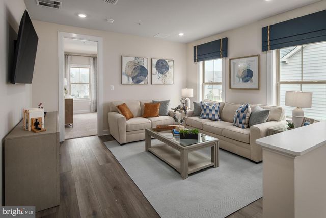 1210 LEELAND KNOLL PKWY, Upper Marlboro, MD 20774