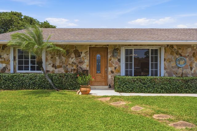 4778 Blue Pine Circle, Lake Worth, FL 33463