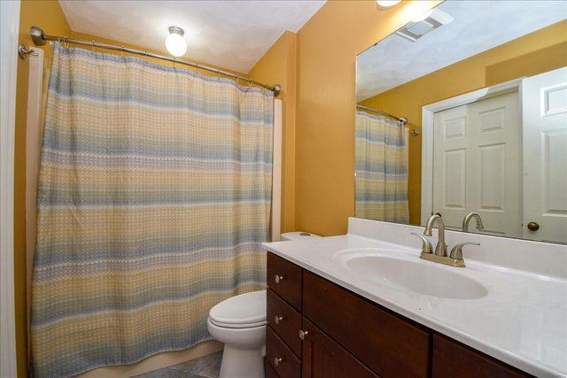 246 Pinehurst DR, Daleville, VA 24083