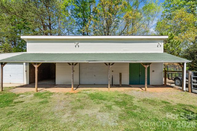 3654 S Dobys Bridge Road, Fort Mill, SC 29715