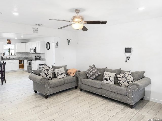 347 Wainwright, San Antonio, TX 78211