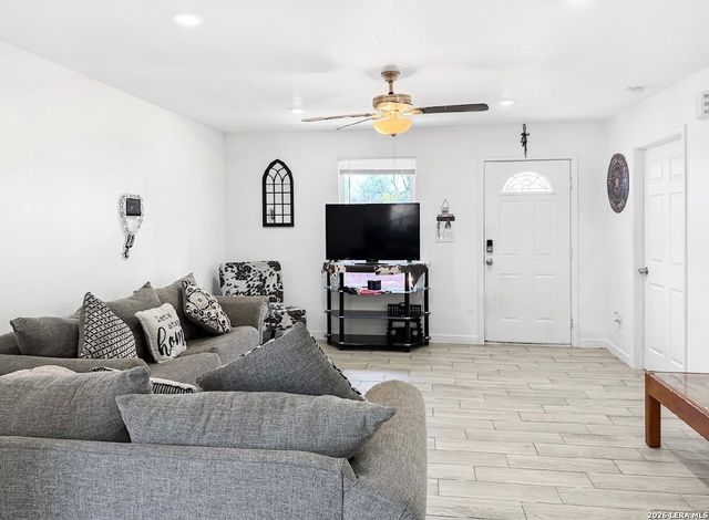 347 Wainwright, San Antonio, TX 78211