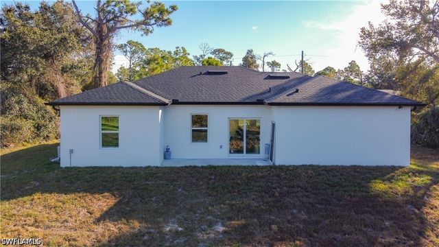 422 Eisenhower BLVD, Lehigh Acres, FL 33974