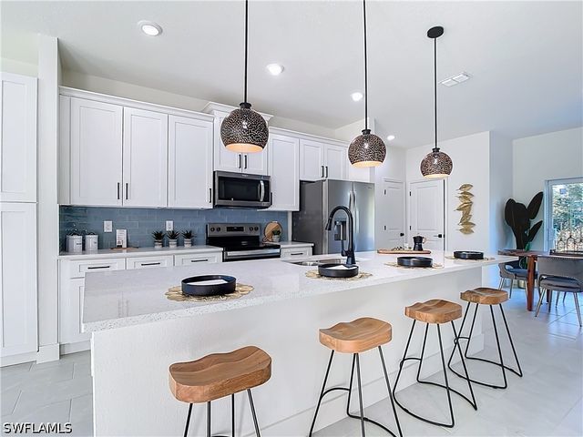 422 Eisenhower BLVD, Lehigh Acres, FL 33974