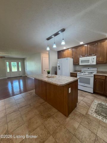 154 River Cliff Blvd, Brandenburg, KY 40108