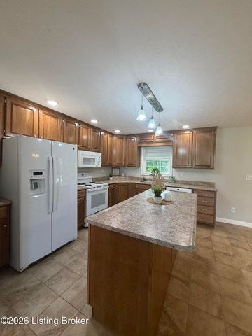 154 River Cliff Blvd, Brandenburg, KY 40108