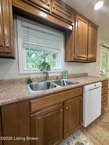 154 River Cliff Blvd, Brandenburg, KY 40108