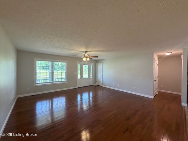 154 River Cliff Blvd, Brandenburg, KY 40108