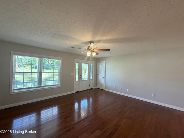 154 River Cliff Blvd, Brandenburg, KY 40108