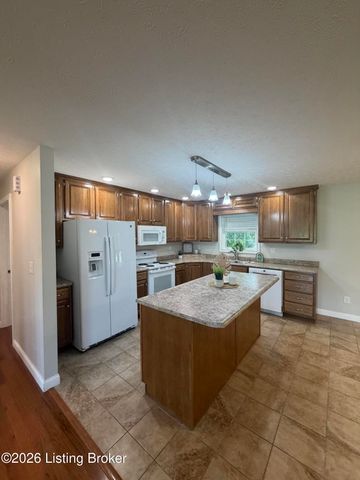 154 River Cliff Blvd, Brandenburg, KY 40108