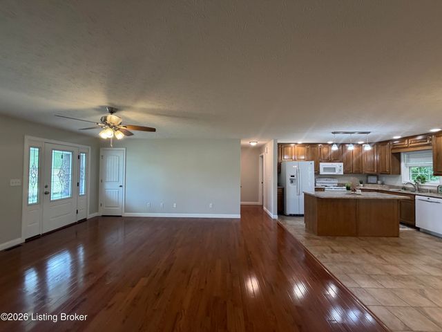154 River Cliff Blvd, Brandenburg, KY 40108