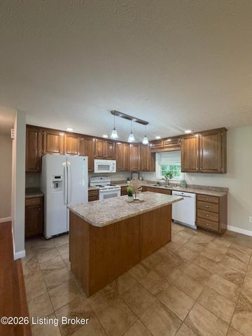 154 River Cliff Blvd, Brandenburg, KY 40108