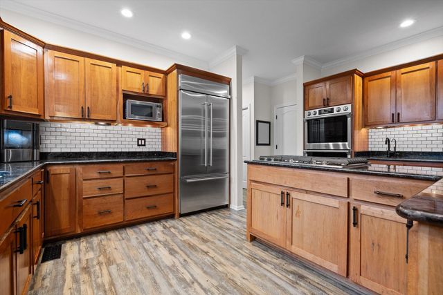 40 Cool Springs Road, Signal Mountain, TN 37377