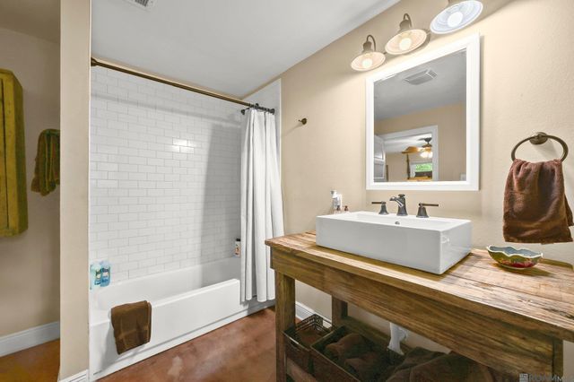 12024 Lovett Rd, Central, LA 70818