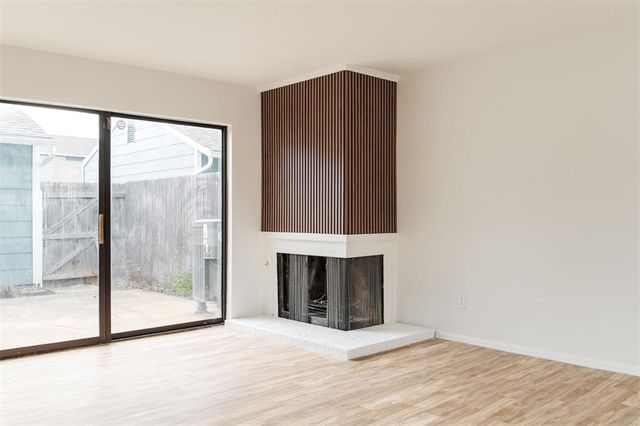 2827 Indian Creek Boulevard, Oklahoma City, OK 73120