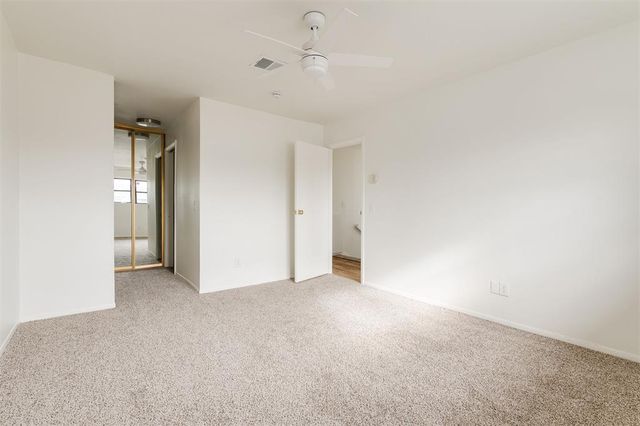 2827 Indian Creek Boulevard, Oklahoma City, OK 73120