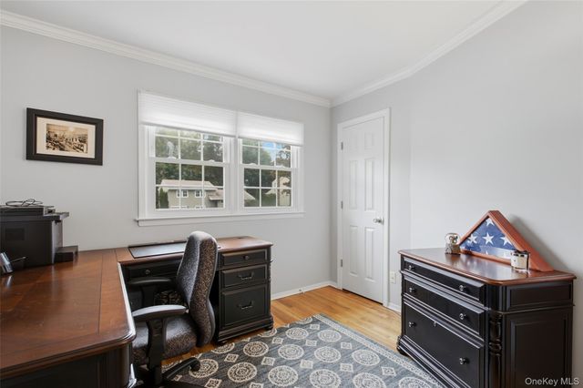 23 Apple Tree Drive, Hauppauge, NY 11788