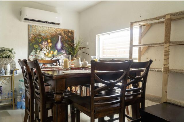 528 Churchill Road, West Palm Beach, FL 33405