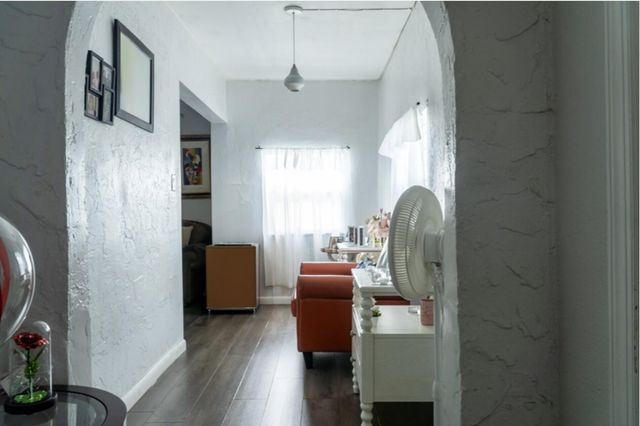 528 Churchill Road, West Palm Beach, FL 33405