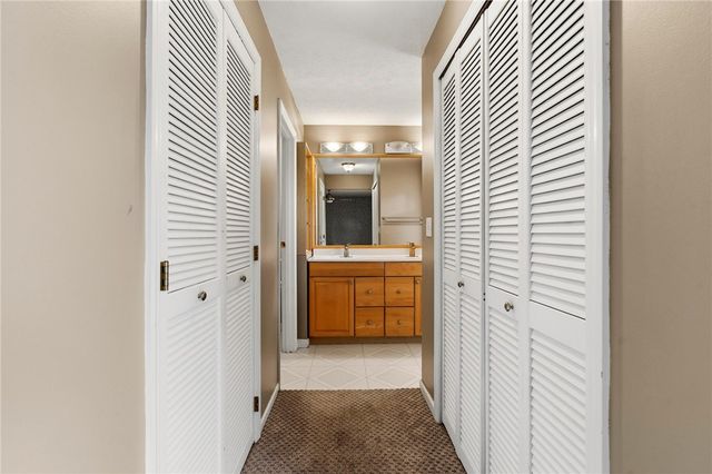9178 Woodstream Lane, Washington Twp, OH 45458