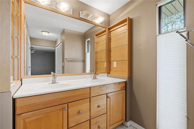 9178 Woodstream Lane, Washington Twp, OH 45458
