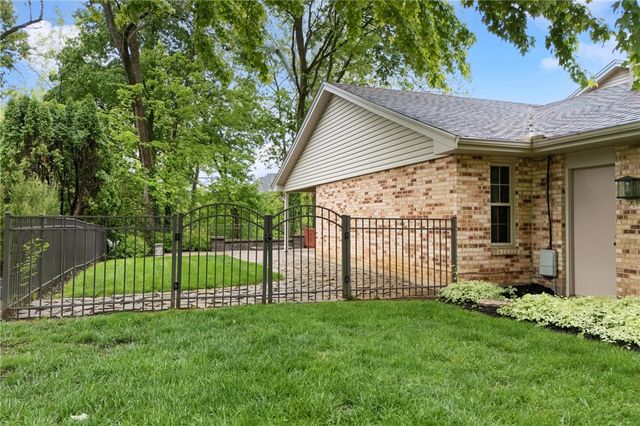9178 Woodstream Lane, Washington Twp, OH 45458