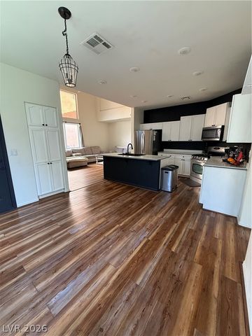 7305 Tealwood Street, Las Vegas, NV 89131