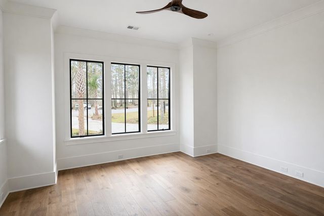 111 Peninsula Drive, Ravenel, SC 29470